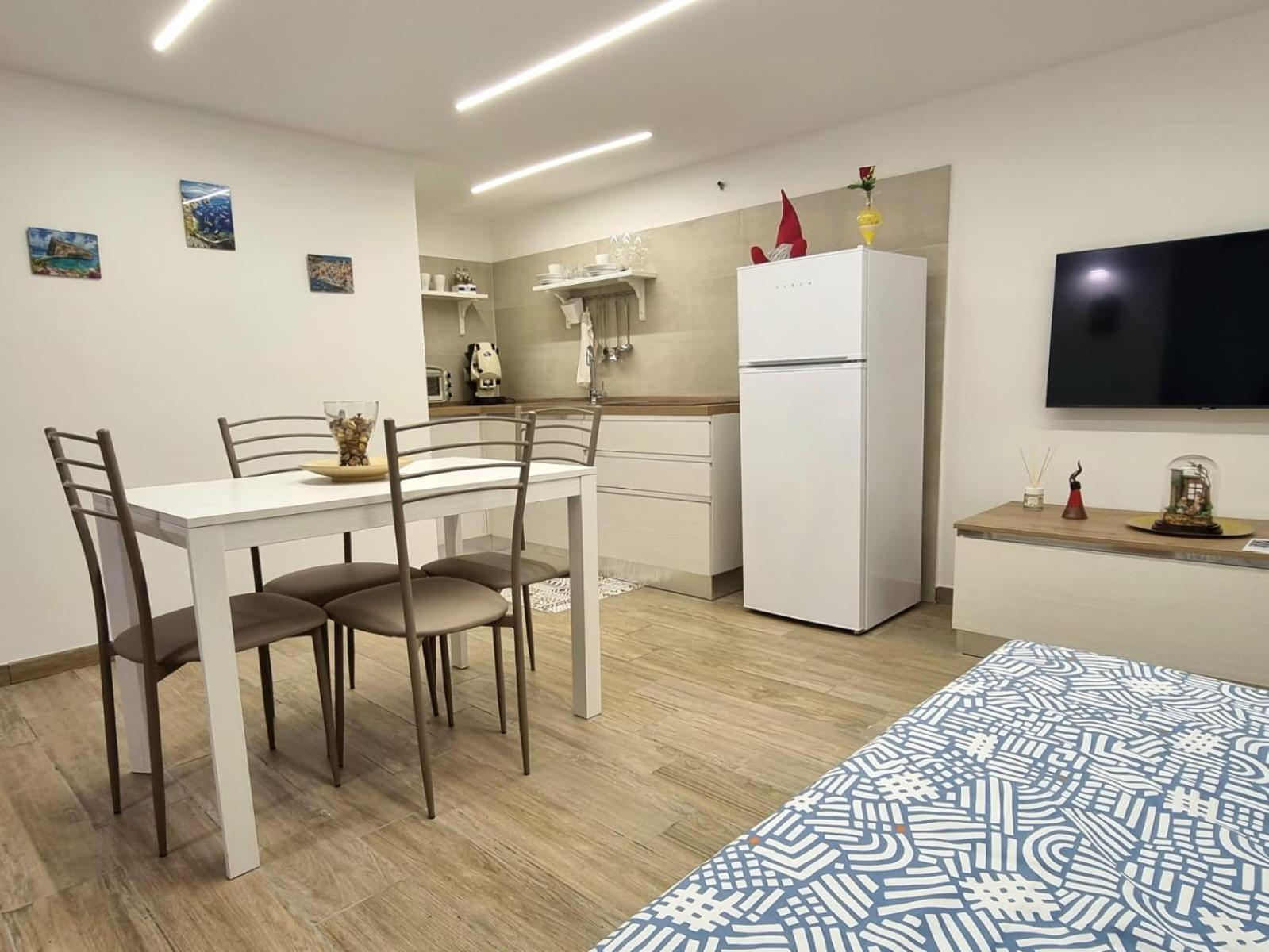 Casa Comoda E Centrale In Quartiere Storico Di Napoli Esterno foto